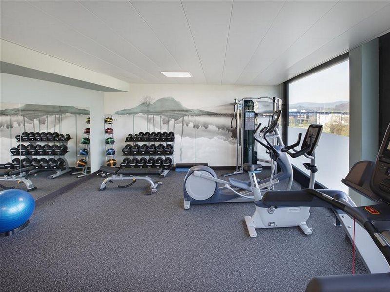 Hotel Hilton Garden Zurich Limmattal 4*